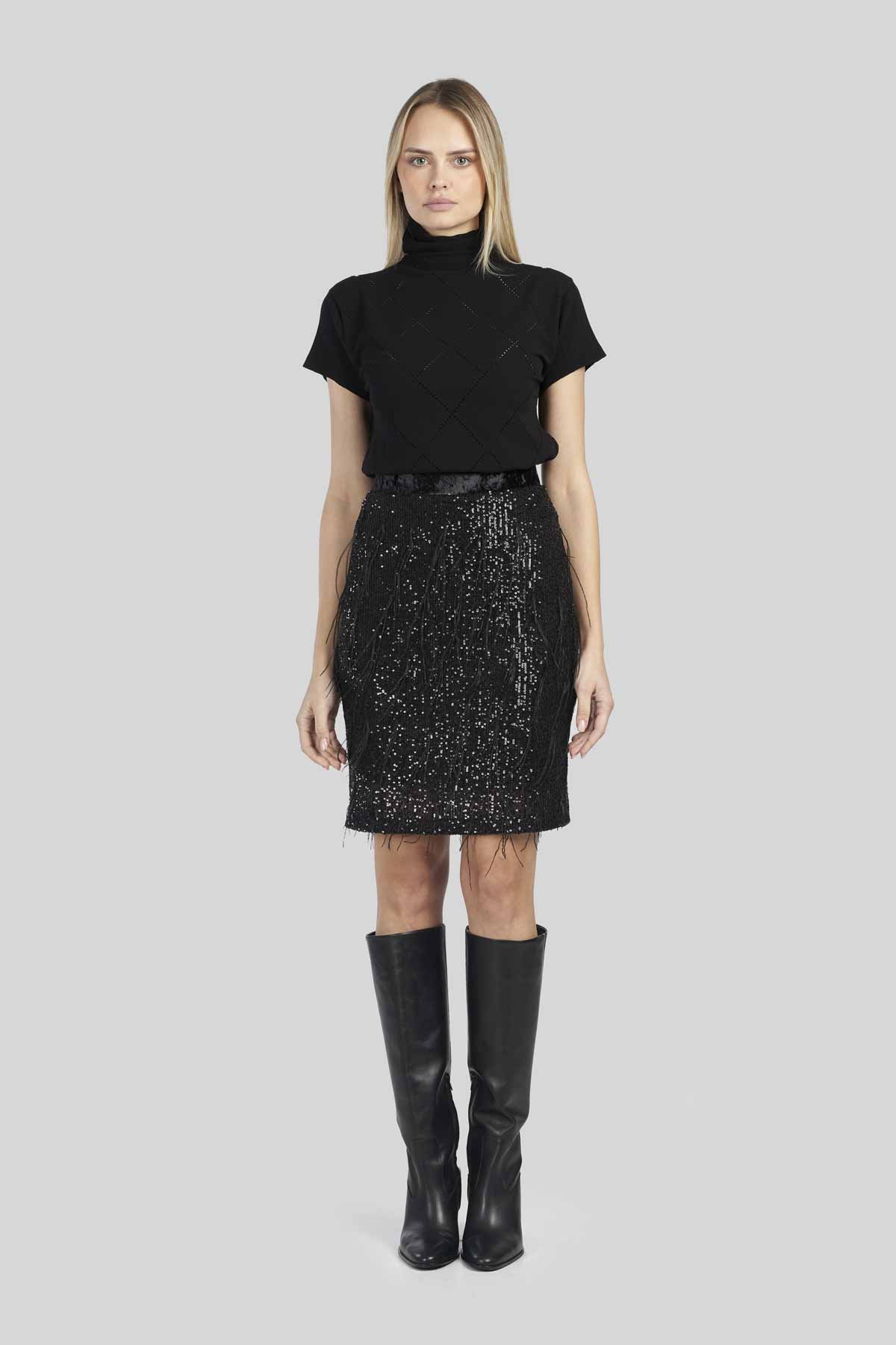 Sequined Stretch Pencil Skirt with Velvet Waistband and Feather Details – Caractere