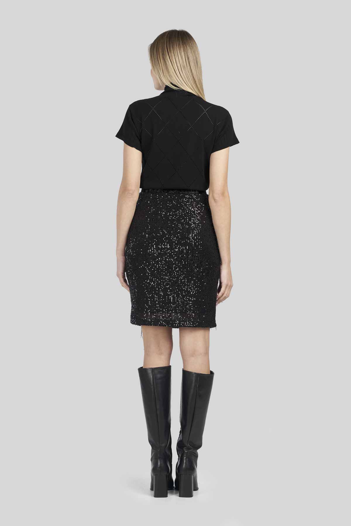 Sequined Stretch Pencil Skirt with Velvet Waistband and Feather Details – Caractere