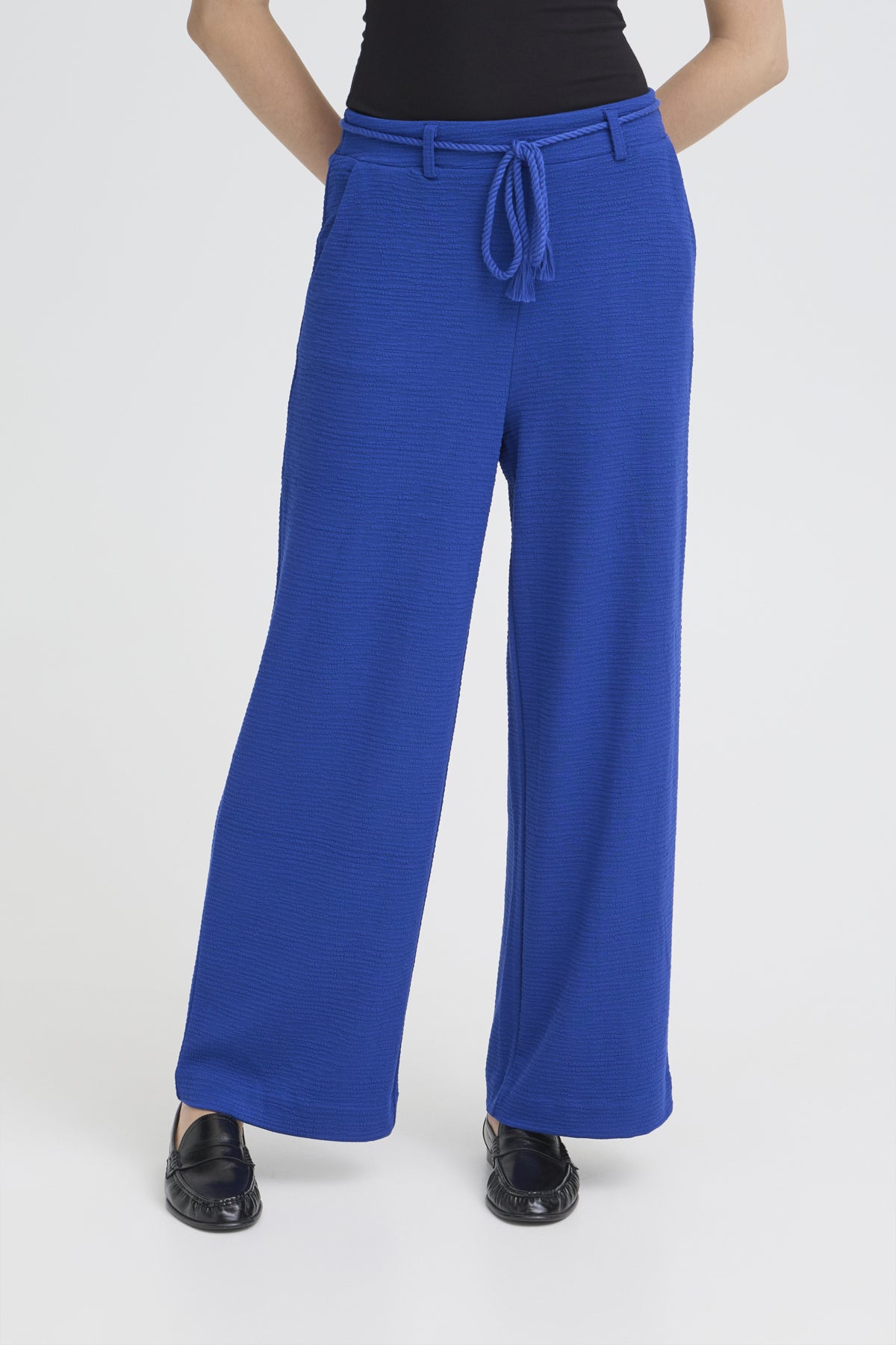 Wide Legged Textured Pants with Cord Belt – Ichi