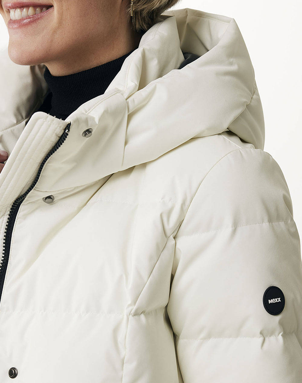 Hooded Puffer Coat with Large Pockets and Tie Belt – Mexx