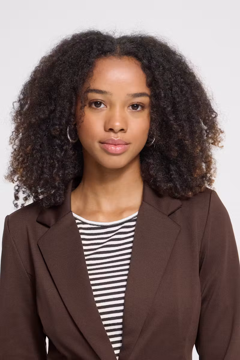 Short Soft Curved Jersey Jacket  – Ichi