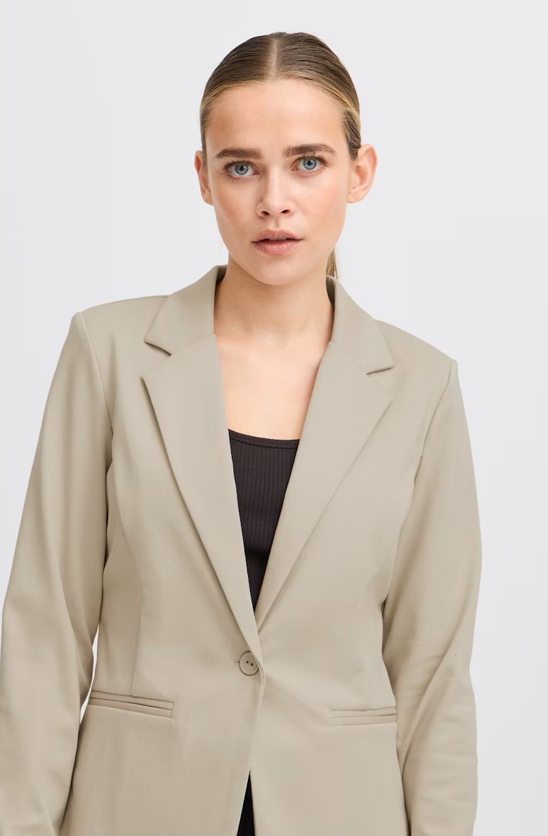 Short Soft Curved Jersey Jacket  – Ichi