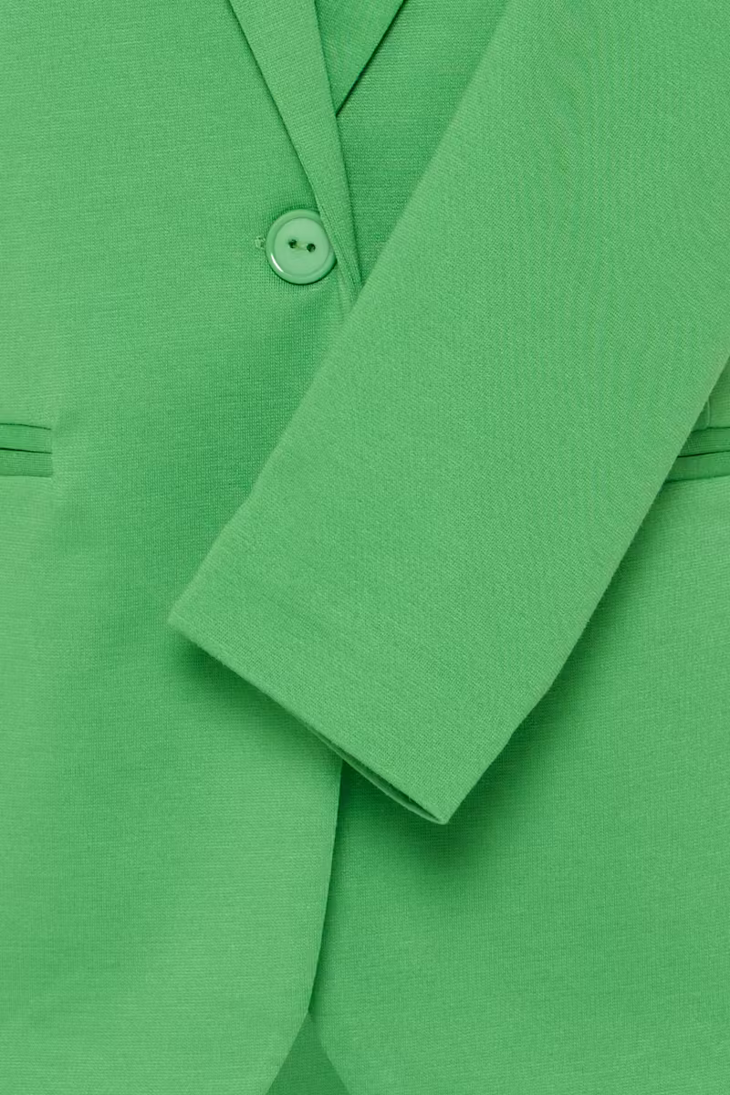 Short Soft Curved Jersey Jacket  – Ichi