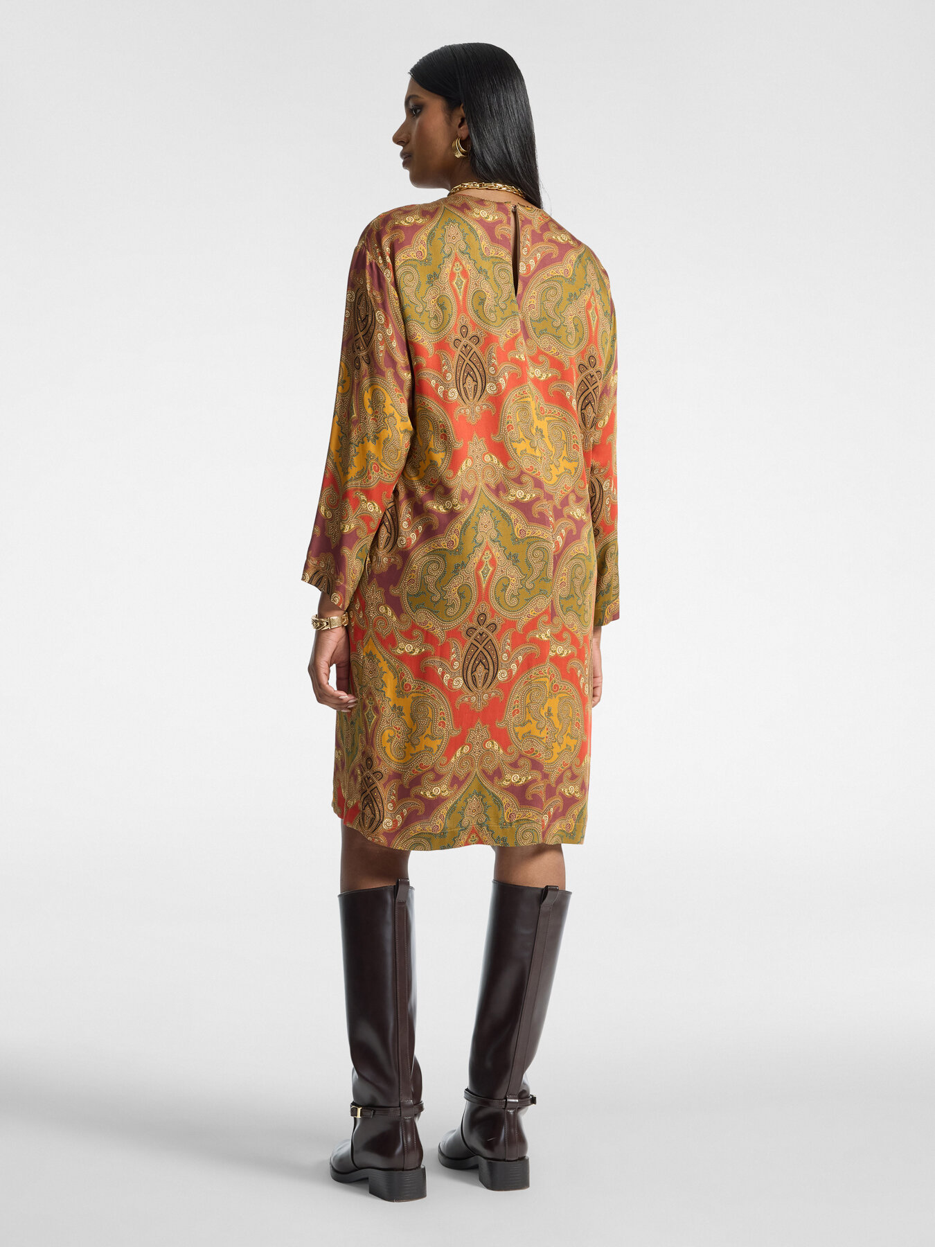 Large Paisley Silky Shift Dress with Side Pockets – Elena Miro