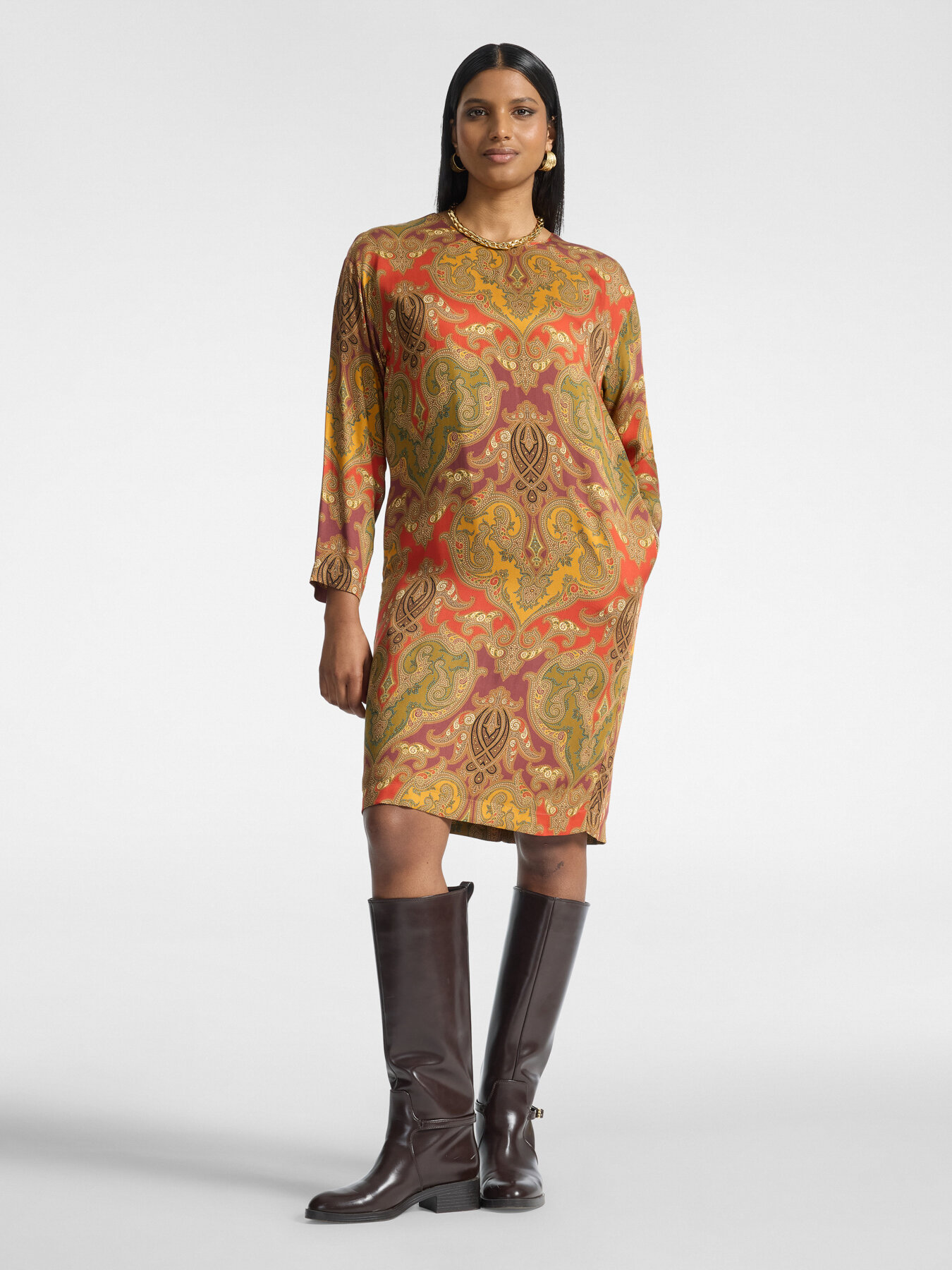 Large Paisley Silky Shift Dress with Side Pockets – Elena Miro