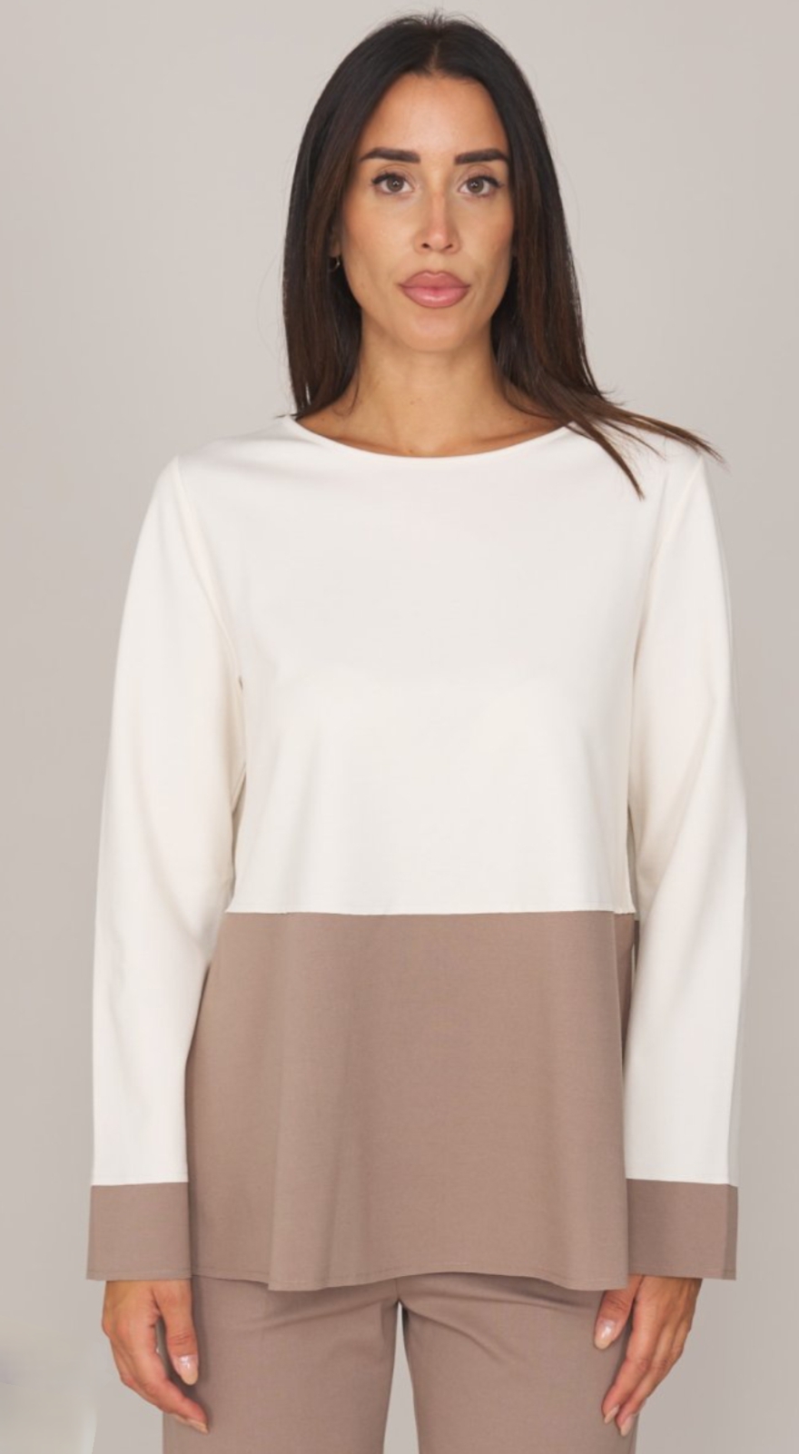 Colour Block Jersey Blouse with Seam Details and Side Slits – Maria Bellentani