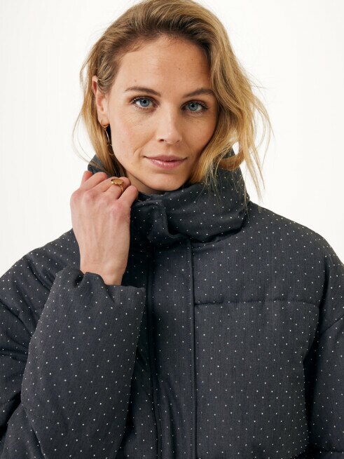 Flyfront Embelished Quilted Jacket with Highneck – Mexx